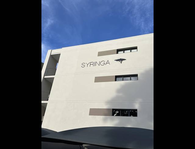 2 BEDROOM APARTMENT FOR SALE IN NORTH RIDING